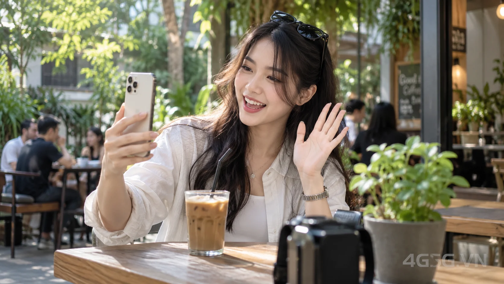 Sáng tạo nội dung video và lướt mạng xã hội không giới hạn data gói 12MXH120 Viettel